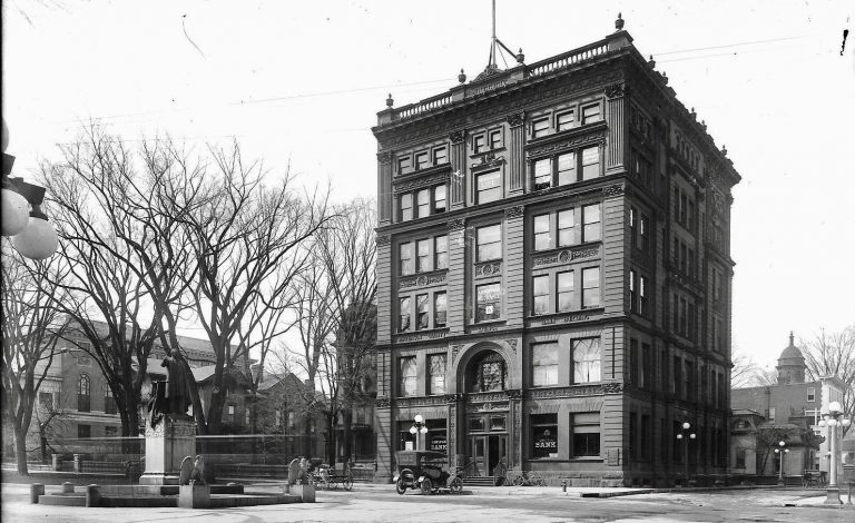 Jefferson County Savings Bank Building - (1894 - 1969)