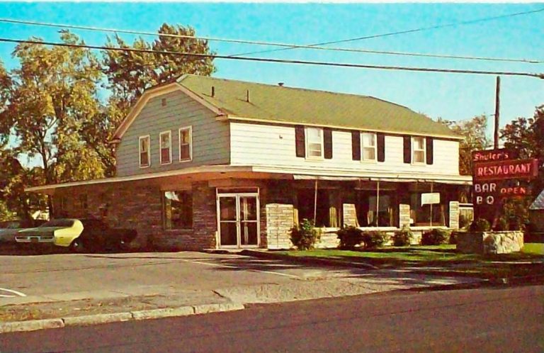 Baker's - Howard's - Shuler's Restaurant (c. 1944 - Present)