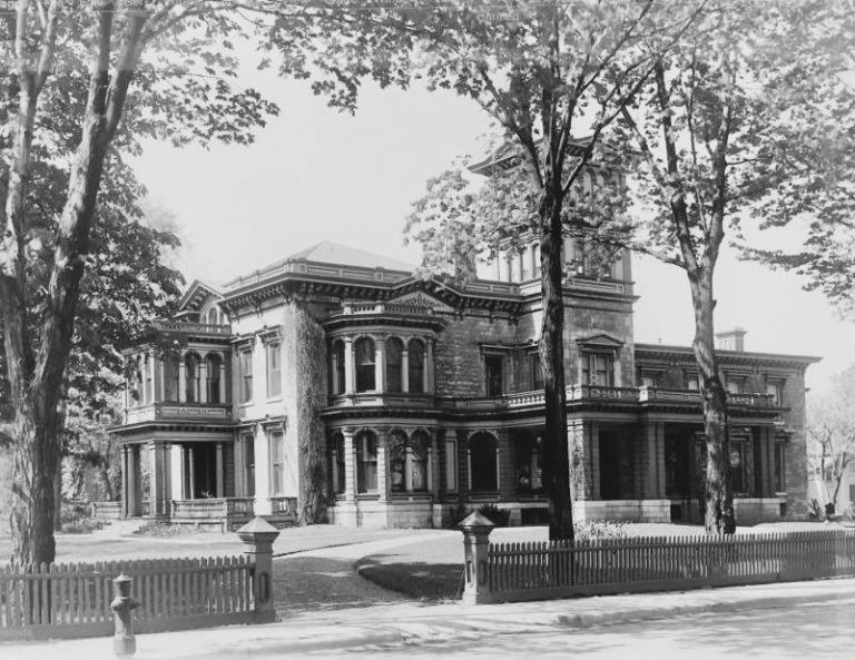Herring Mansion (1824 - 1960)