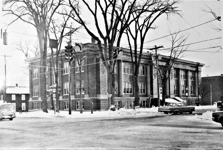 Arsenal Street School (1916 - 1972)