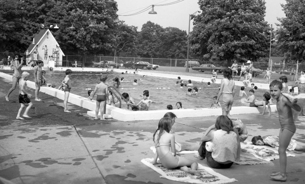 Thompson Park Pool