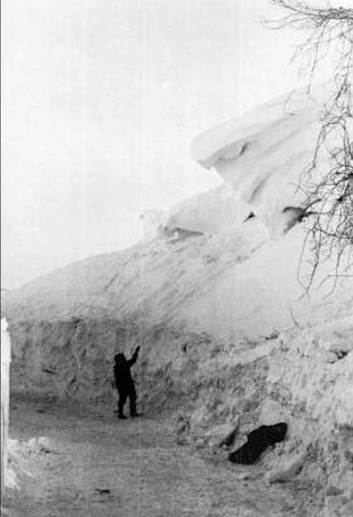 Blizzard of 1977 - Barnes Corners to Lowville area