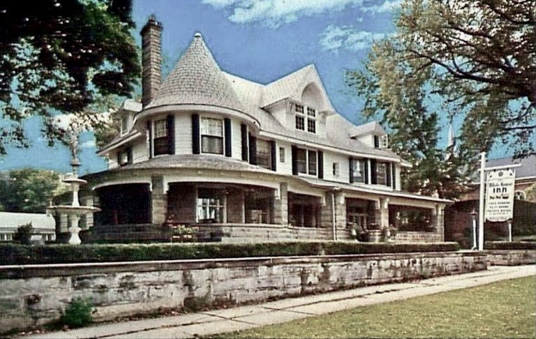 White House Inn (1904 - 1969)