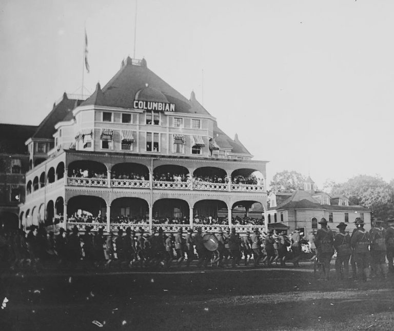 The Columbian Hotel at Thousand Island Park (1892 - 1912)