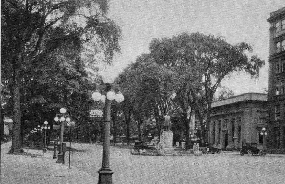 Looking up Washington Street 1920s