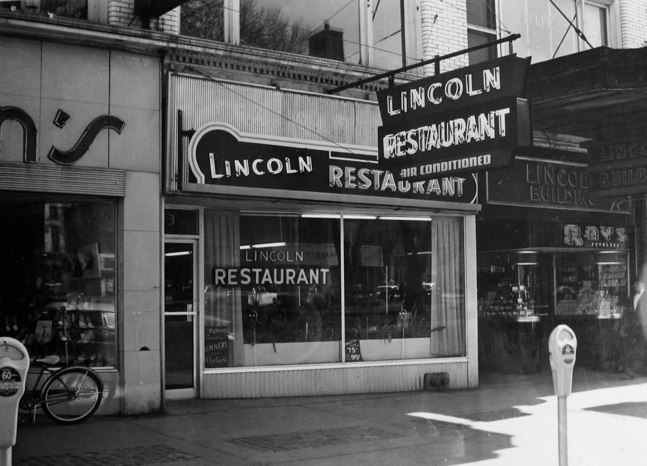 Lincoln Restaurant - Aldimar Restaurant - 93 Public Square (1957 - c ...