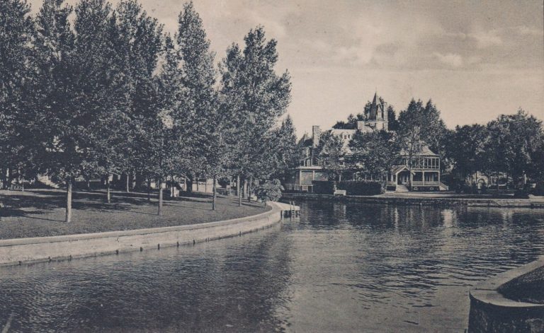 George Boldt's Wellesley House - 1000 Islands