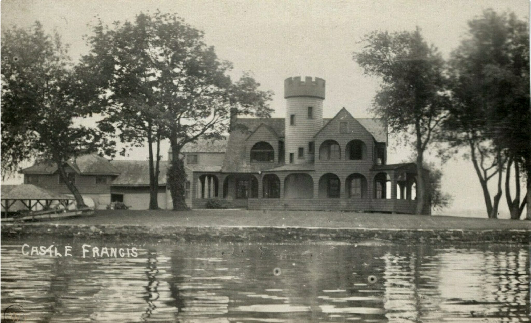 Emery Castle On Calumet Island 1,000 Islands (1894 1956)