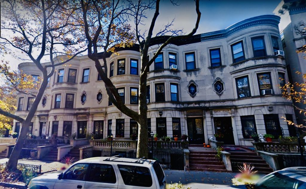 414 Stuyvesant Ave in Brooklyn