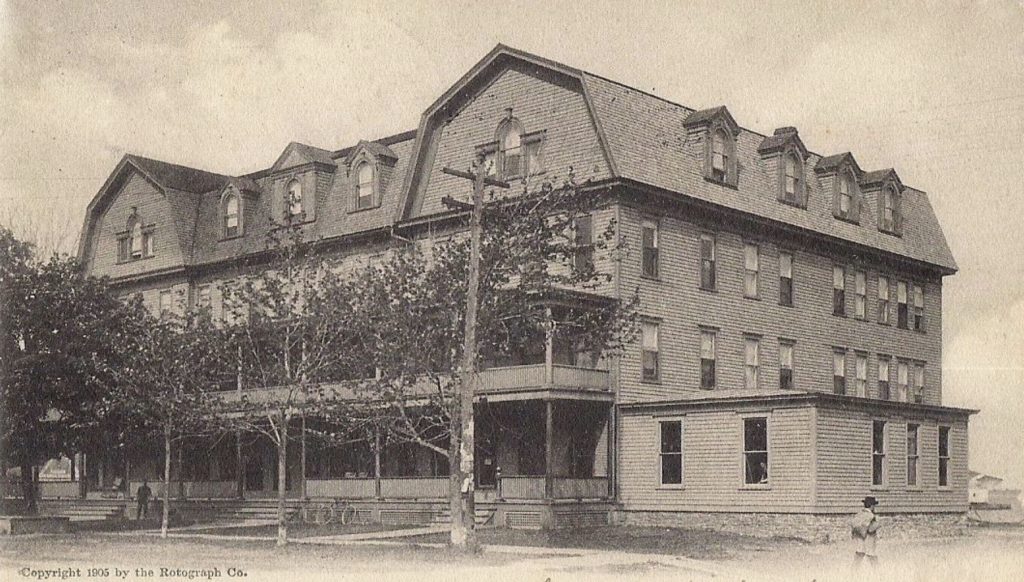 Hotel Carleton 1