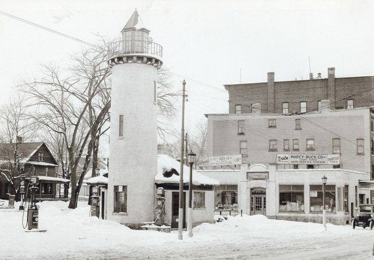 Colonial Gas Station, Court at Coffeen Streets, Watertown, N.Y.