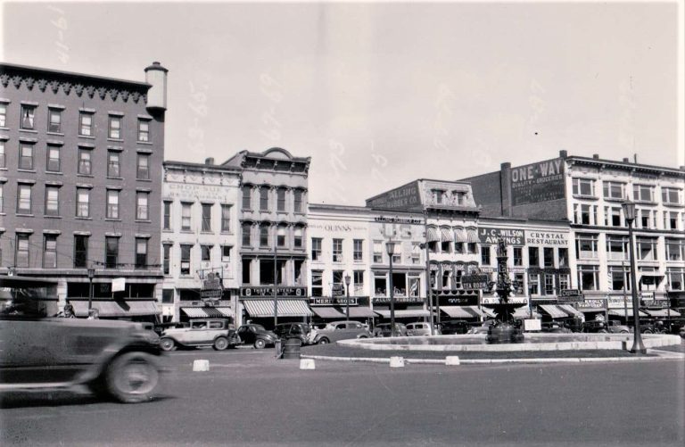 Van Namee Building - The Commodore Restaurant - 79 Public Square