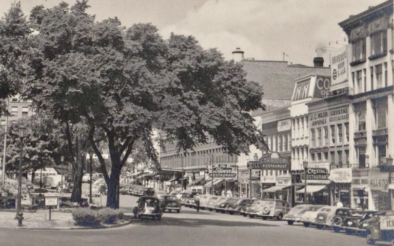 Van Namee Building - The Commodore Restaurant - 79 Public Square