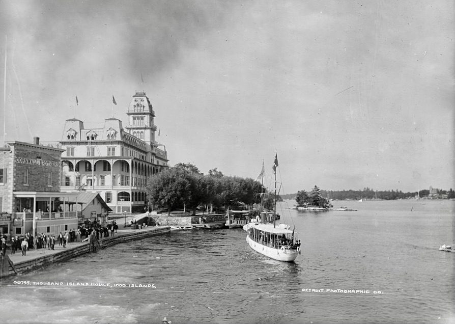 Thousand Island House and Casino Island