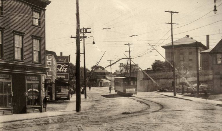 The Watertown Street Railway Co opens in 1891