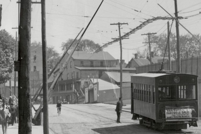 The Watertown Street Railway Co opens in 1891