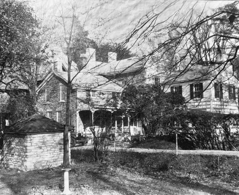 Richard E. Hungerford Mansion - 330 Washington Street (1884 - 1948) Richard E. Hungerford Mansion - 330 Washington Street (1884 - 1948)